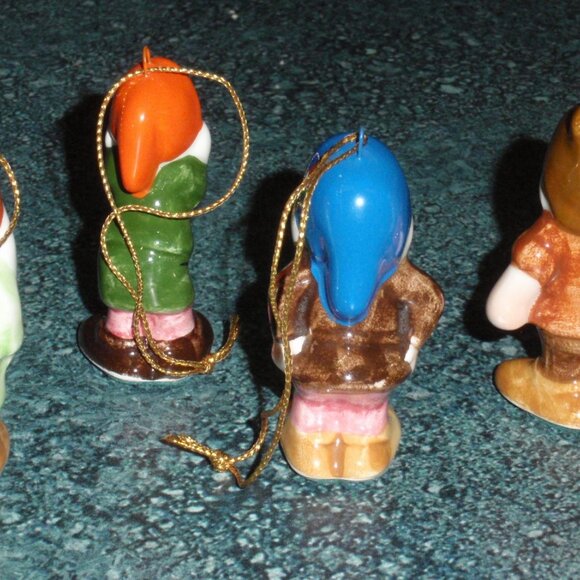 SNOW WHITE AND THE SEVEN DWARFS WALT DISNEY CHRISTMAS ORNAMENTS JAPAN - RARE! - Picture 7 of 9